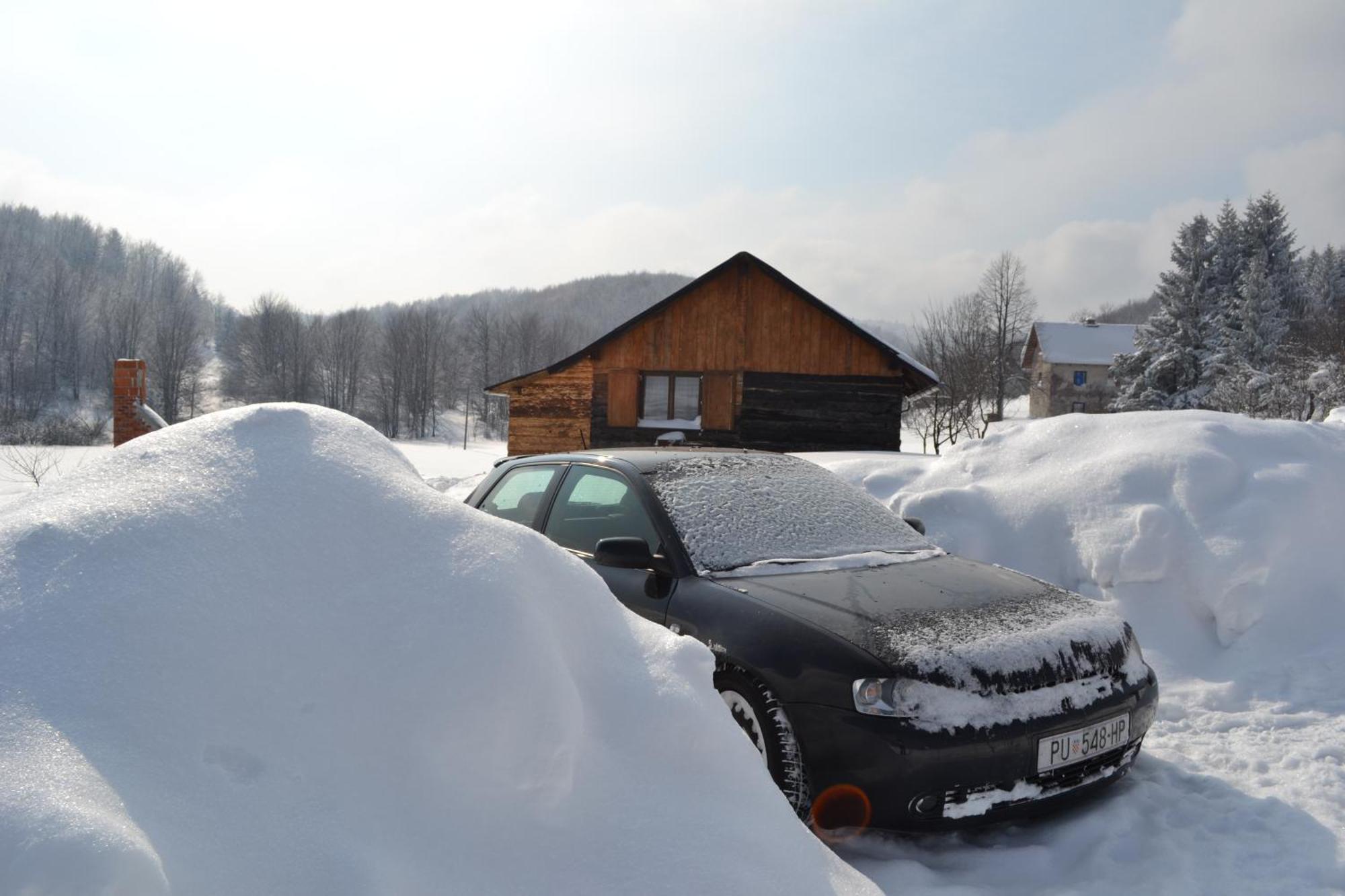 House Izvor Jezerce Exterior foto